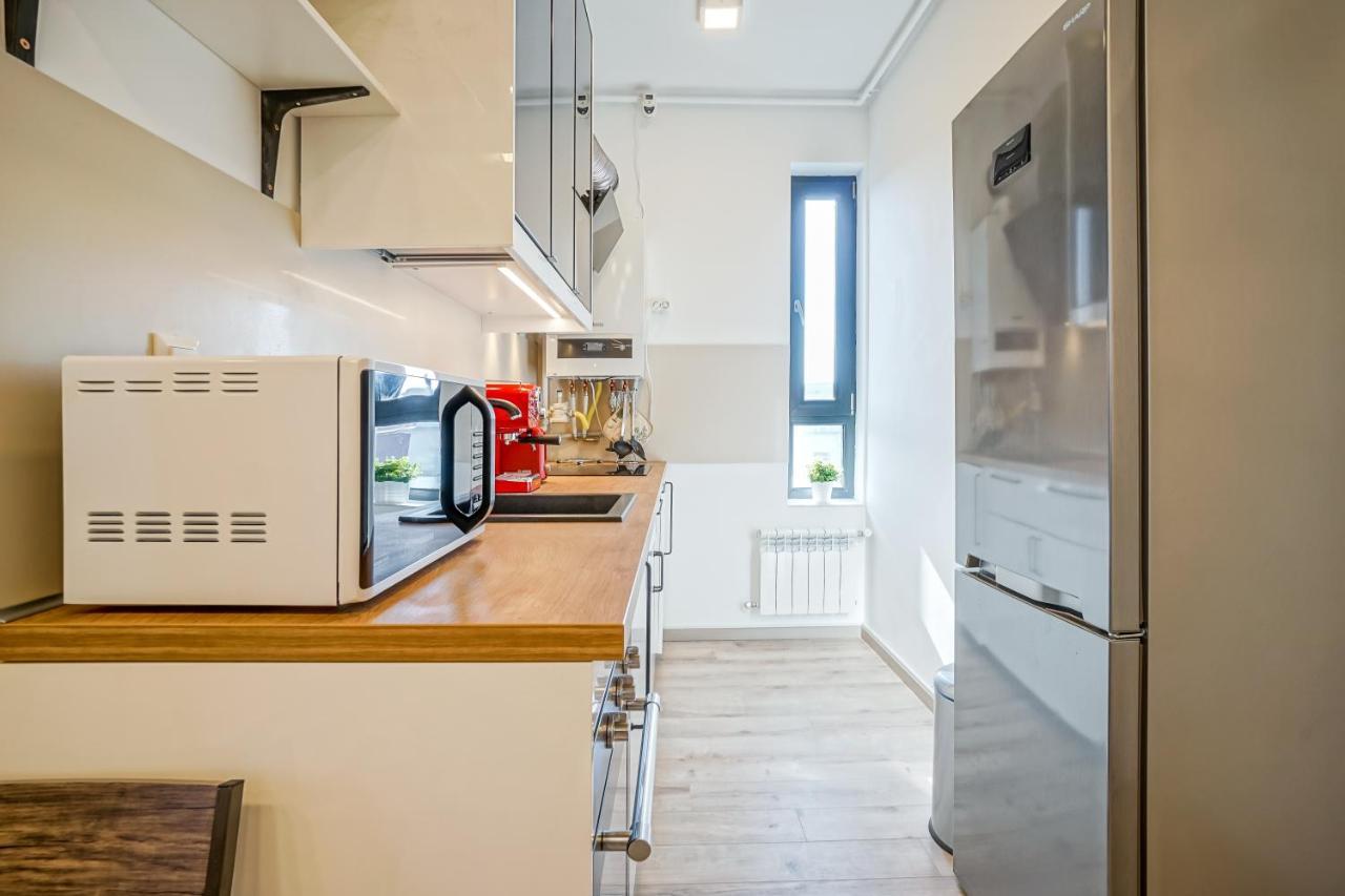 Bright Apartments Moments Away From Herastrau Park, Mall And Metro Bukareszt Zewnętrze zdjęcie