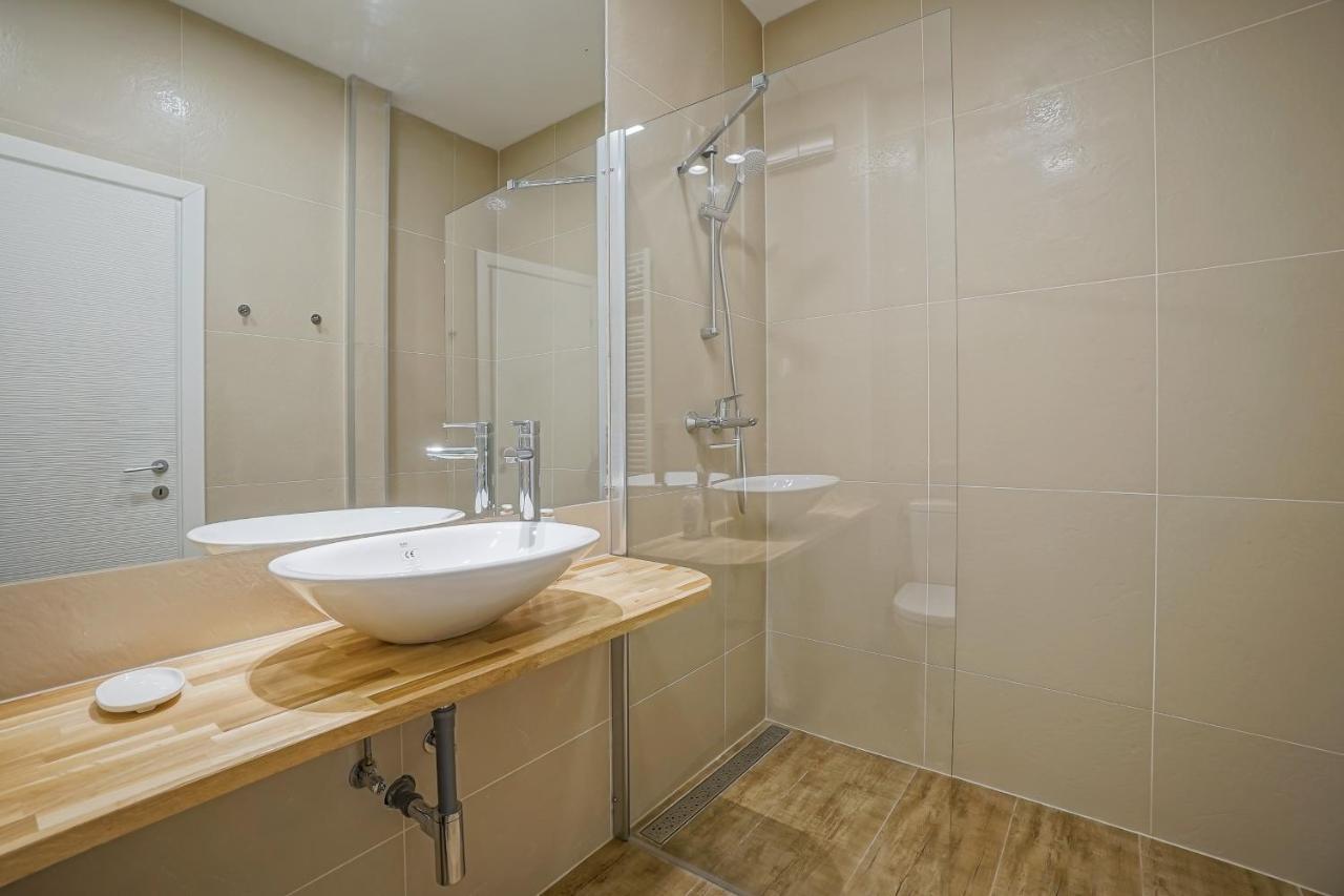 Bright Apartments Moments Away From Herastrau Park, Mall And Metro Bukareszt Zewnętrze zdjęcie